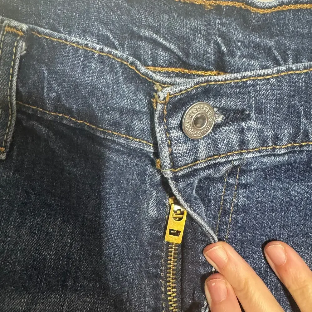 Levi's 559 Relaxed Straight Jean‎ Men 38x34 Medium Denim Fade Classic Minimal